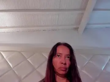 Charlotte_berry_  live sex cam