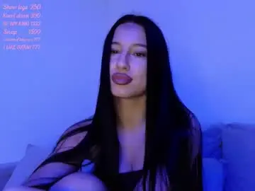 Delly_love  live sex cam