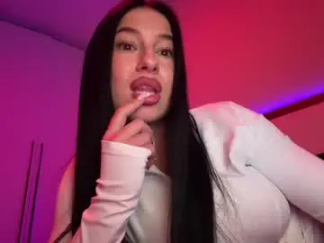 Delly_love  live sex cam