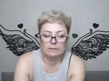 Emiliagree  live sex cam