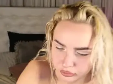 Emmilive  live sex cam