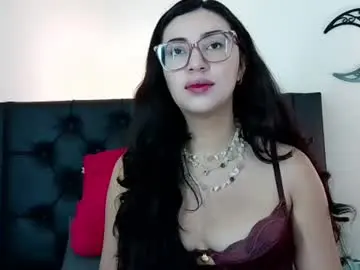 Evoletmk  live sex cam