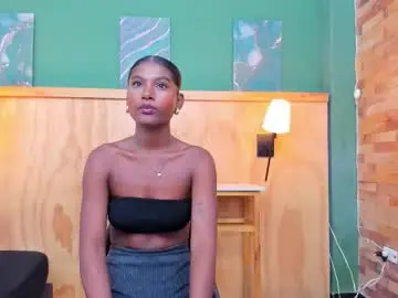 Halleylorens  live sex cam