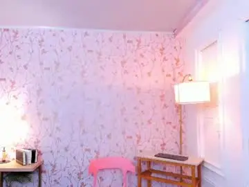 Halleylorens  live sex cam