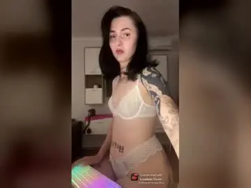Miyalindemann  live sex cam