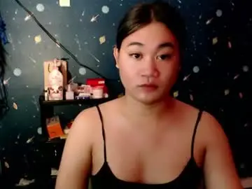 Naughtyluna_xxx  live sex cam