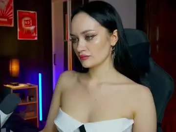 Queenaliss  live sex cam