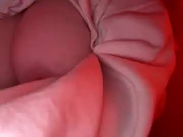 Slutttybunny  live sex cam