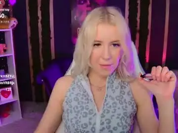 Springajara  live sex cam