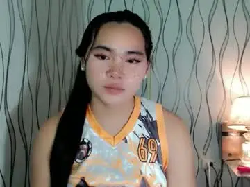 Ur_innocent_girlx  live sex cam