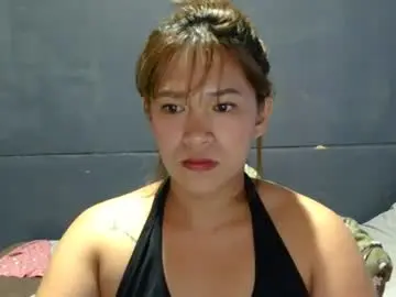 Uryummy_jin  live sex cam