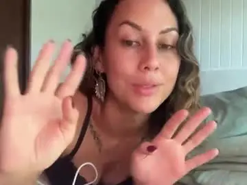 Atara25  live sex cam