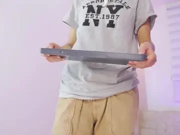 Buttercup_li_  live sex cam