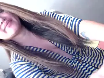 Callme_mama  live sex cam