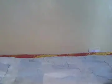 Claudia_b  live sex cam