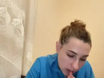Deliverysmile  live sex cam