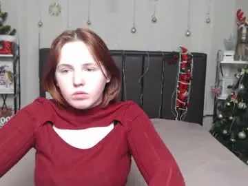 Evelinaredfox  live sex cam