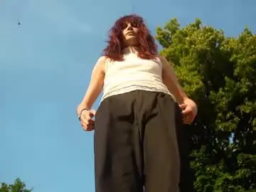 G_ia  live sex cam