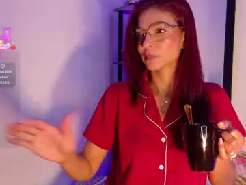 Hannapettit12  live sex cam