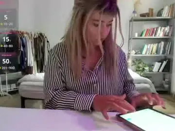 Happinessandpleasure  live sex cam