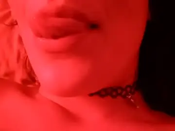 Julietfranc28  live sex cam