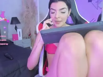 Karelymitchel  live sex cam