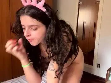 Lizz_ismyalter  live sex cam