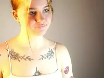 Luna_pop  live sex cam