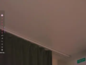 Margarethowell  live sex cam