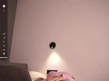 Margarethowell  live sex cam