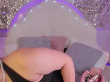 Miamontoya  live sex cam