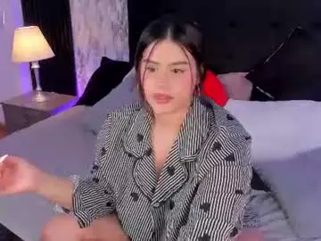 Miamontoya  live sex cam
