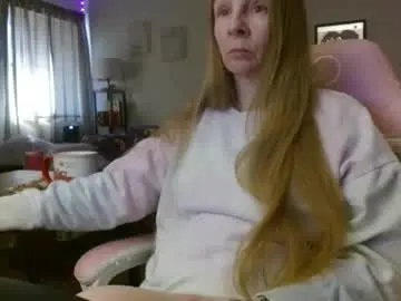 Milastoned  live sex cam