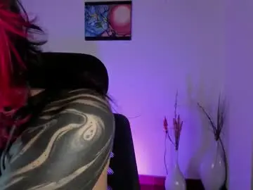 Nicki_1  live sex cam