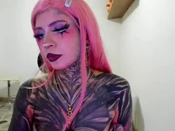 Nicki_1  live sex cam