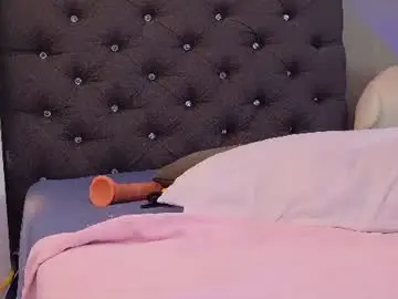 Paulaa_w  live sex cam