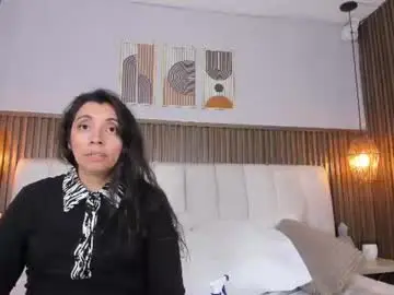 Perlapreciosa  live sex cam