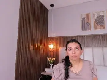 Perlapreciosa  live sex cam