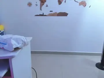 Redski77  live sex cam