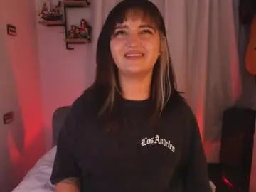 Sarah_cuteeyes  live sex cam