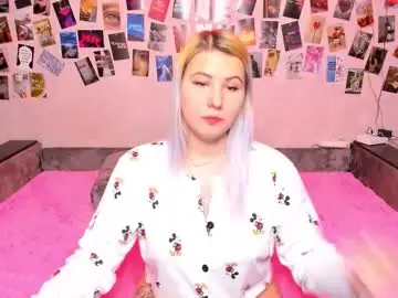 Xx_ulya1cutex  live sex cam