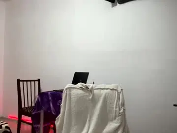 Aryana14  live sex cam