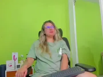 Auradivina2  live sex cam