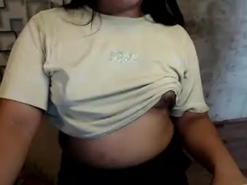 Chubby_ayesha  live sex cam