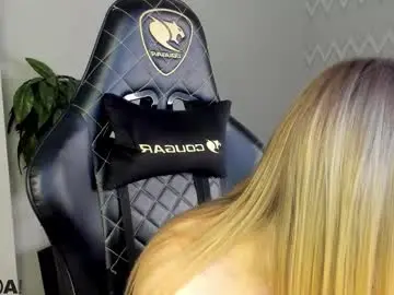 Elsa_carterr  live sex cam