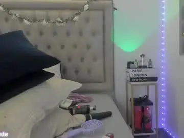 Kristy_calderon  live sex cam