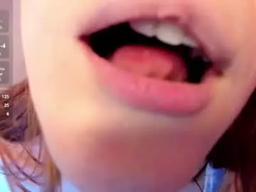 Lisaamoree  live sex cam