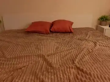 Margaret70  live sex cam