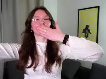 Myrapoff  live sex cam