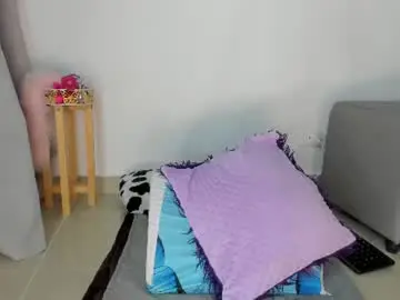 Nanny1_  live sex cam